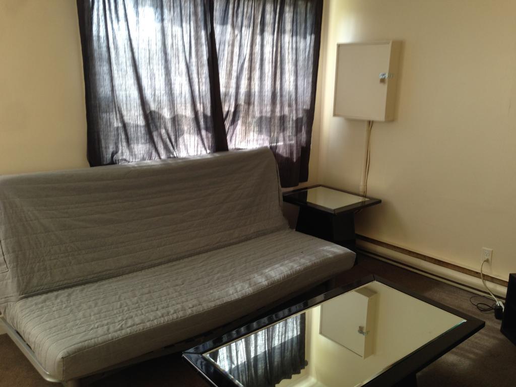 Ivy Motel 多伦多 外观 照片