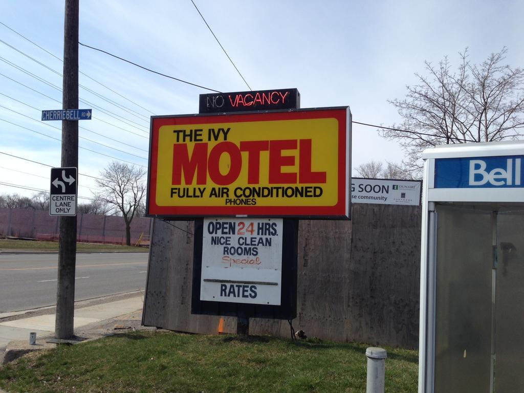 Ivy Motel 多伦多 外观 照片